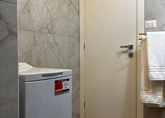 Domus Lombardi Apartman *